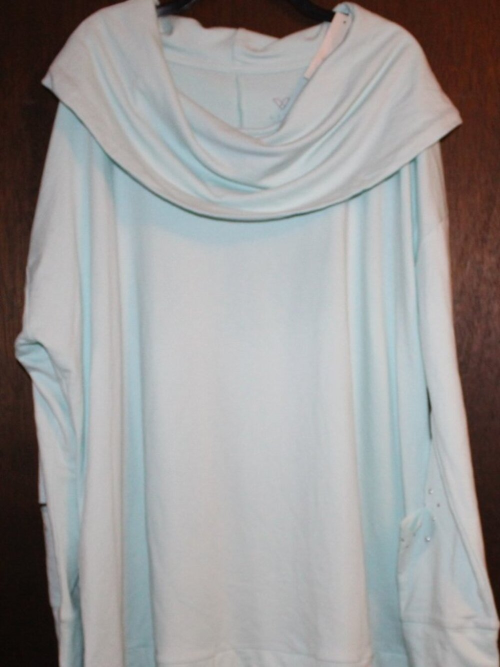 NWT Lane Bryant Livi Loose cowl neck Top 26/28 W. Beautiful color!Silver Bling!